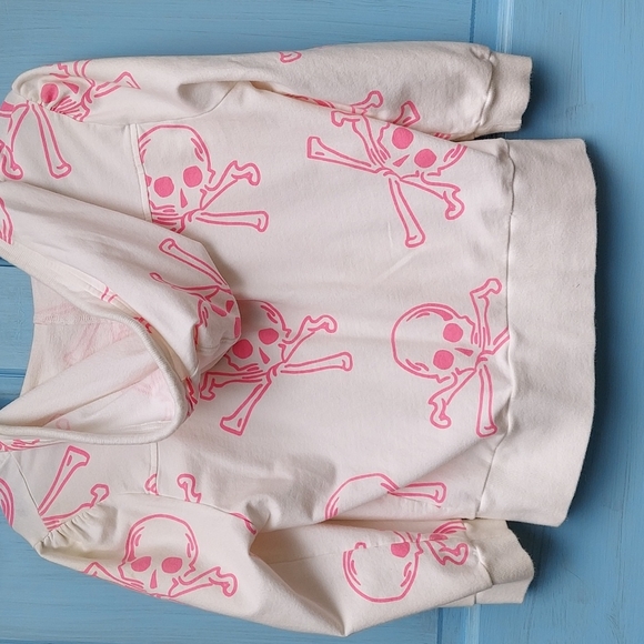 Victoria's Secret Hoodie Sweatshirt Jacket white w/ Pink Skull & Crossbones Sz S - Picture 2 of 6